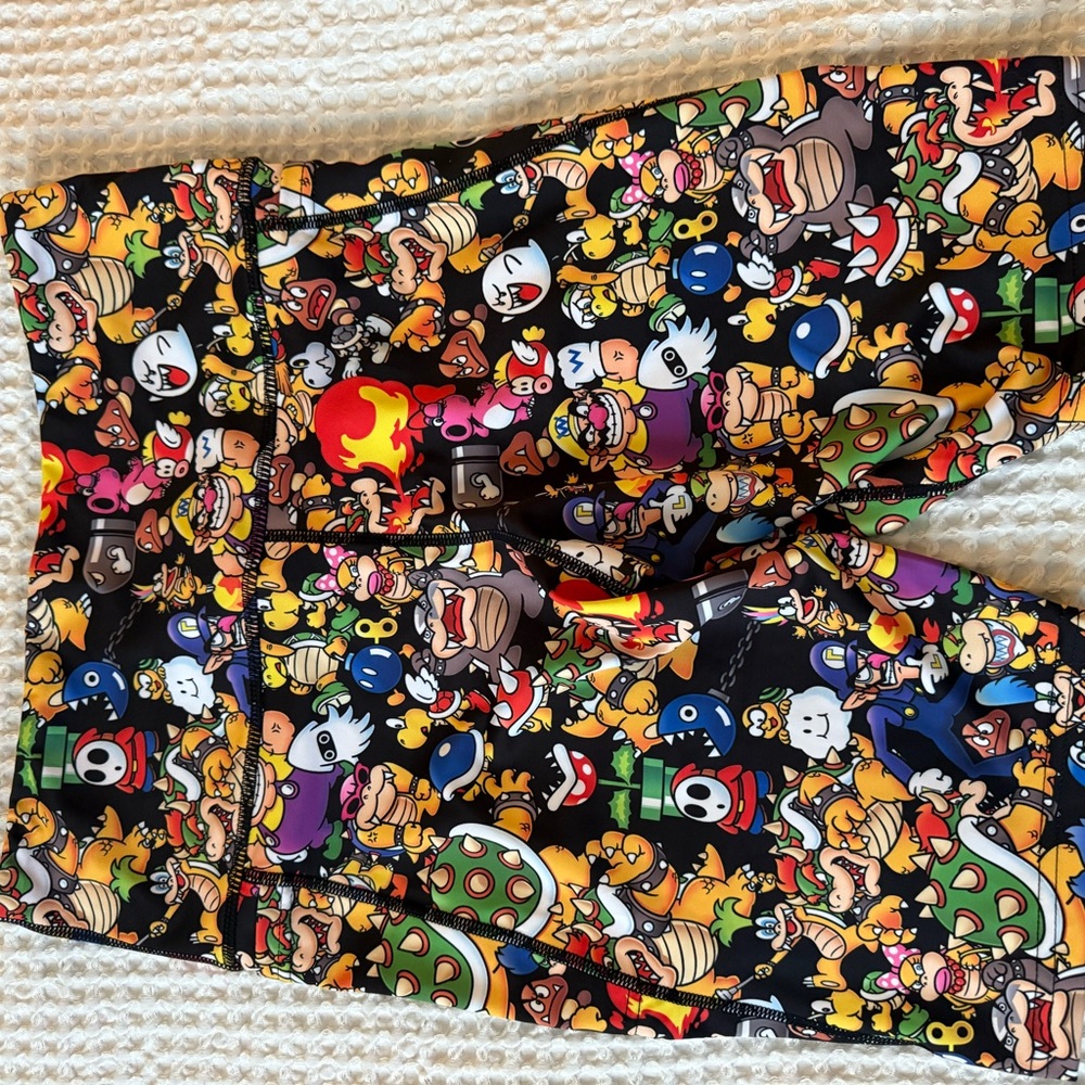 BlackMilk Super Mario bike shorts - medium NWT